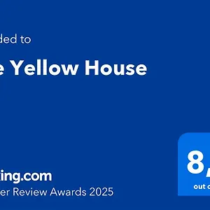 The Yellow House , Aeroporto di Catania Fontana Rossa Italia
